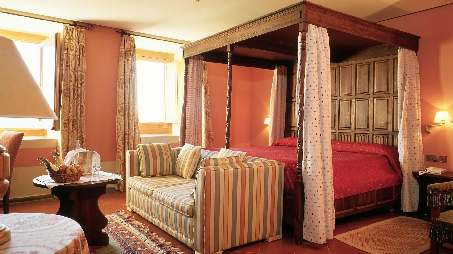 **** Hotel Parador De Cardona Spanien
