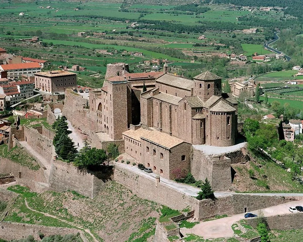 Parador De Cardona