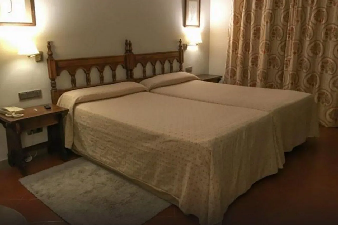 Hotel Parador De Cardona
